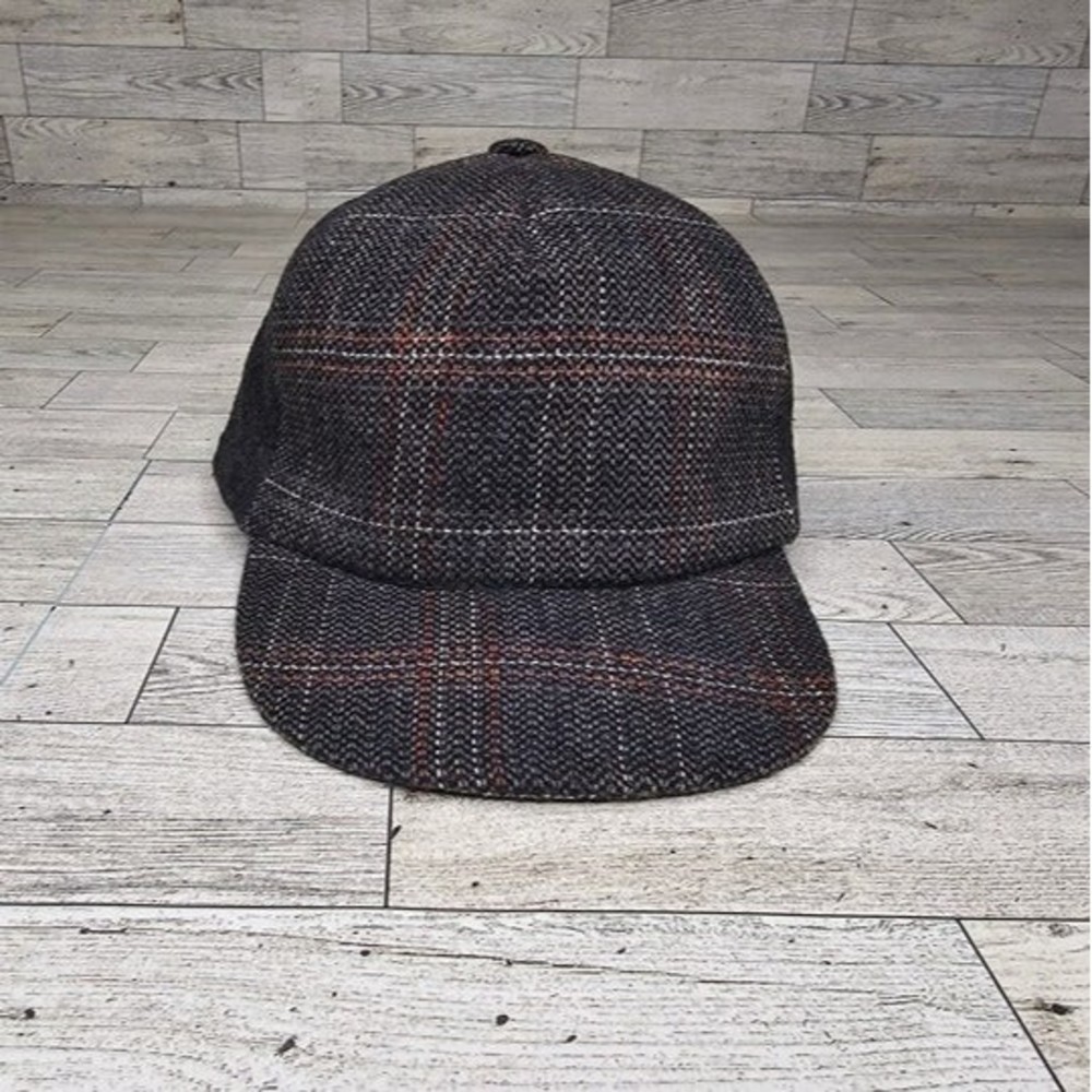 Bigalli Grey/Red Plaid Wool Blend Fitted Baseball Cap, Size 59 *NWOT*